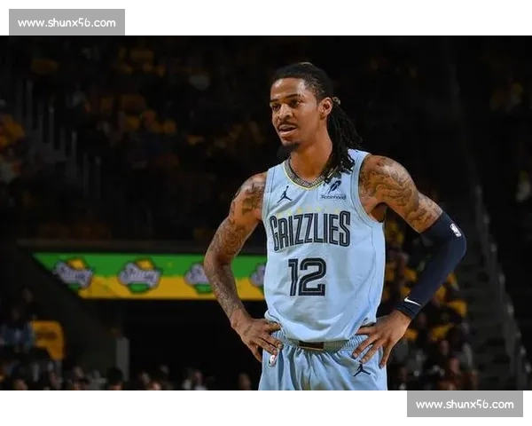 魔术 7 换 1 贝恩亏麻了?3 战 2 负攻不振 700 万琼斯难救双巨 魔术 7 换 1 贝恩亏麻了?3 战 2 负攻不振 700 万琼斯难救双巨