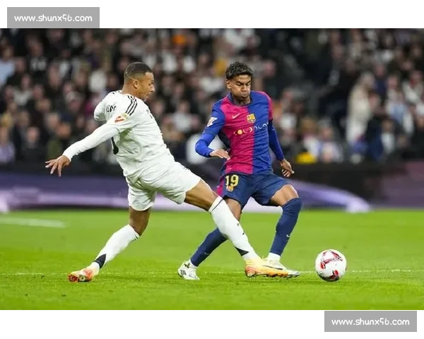 巴萨五比零横扫皇马世纪对决改写西班牙国家德比历史震撼足坛今夜