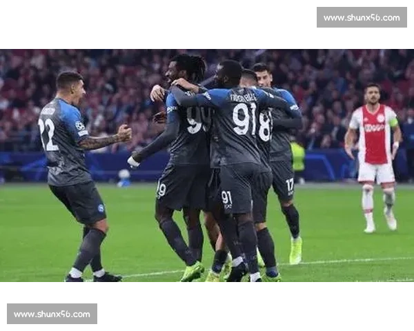 罗奇代尔对阵考文垂的攻防博弈与赛季走势前瞻解析关键看点全面拆解